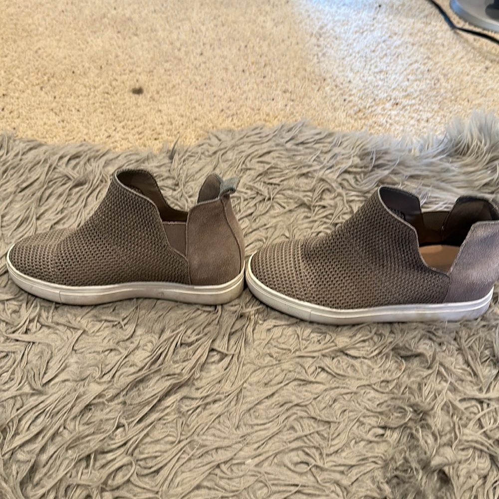 Chelsea and violet sneakers
